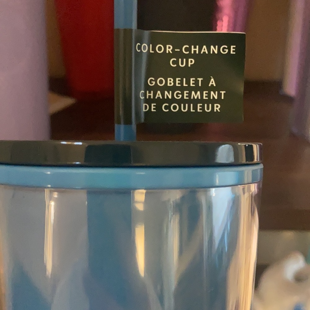 🛑 CLEARANCE New Original Starbucks Color changing Venti tumbler - Picture 2 of 4
